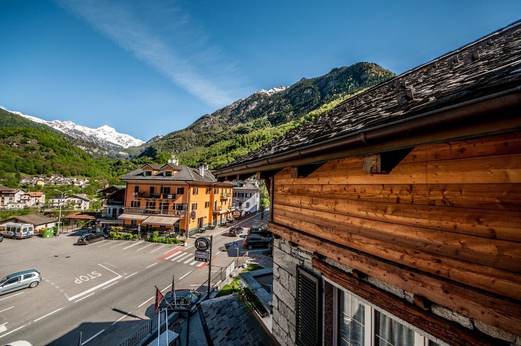 Albergo Meublè Vecchio Scarpone Baceno Exterior foto