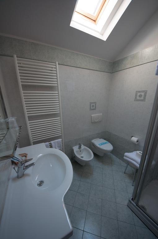 Albergo Meublè Vecchio Scarpone Baceno Zimmer foto